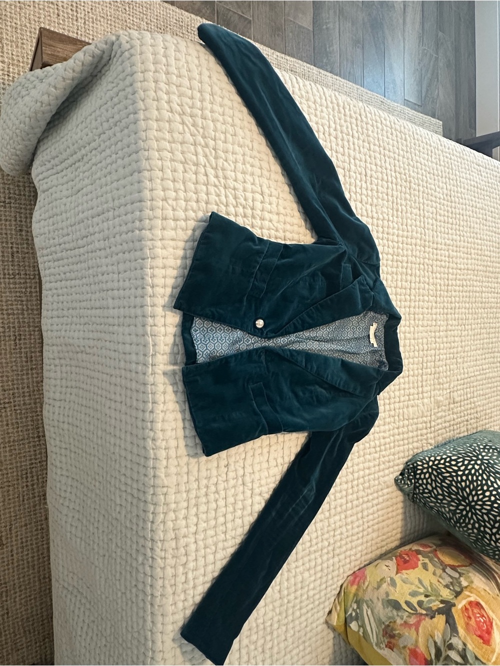 To the Max Teal Velvet Single-Button Blazer